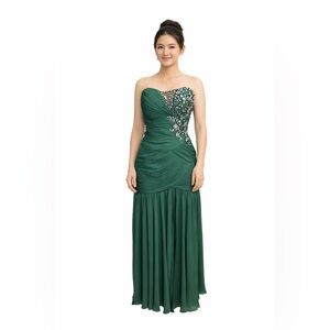 Elegant Ruched Sequinned Evening Gown/XSmall